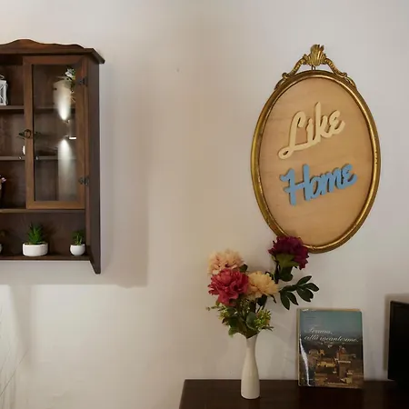 Likehome Viavecchie -2rooms-7px アパート フェラーラ